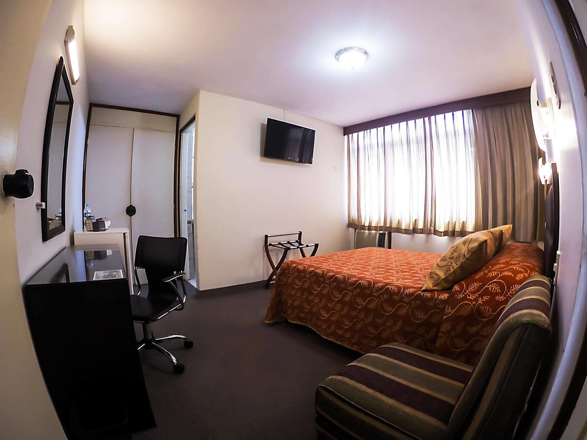 Intiotel Чиклайо Екстериор снимка